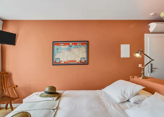 Viva Casa Da Praca With Pool And Terrace * Porto