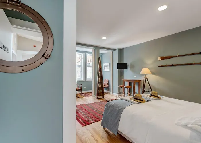 Viva Casa Da Praca With Heated Pool And Terrace Porto